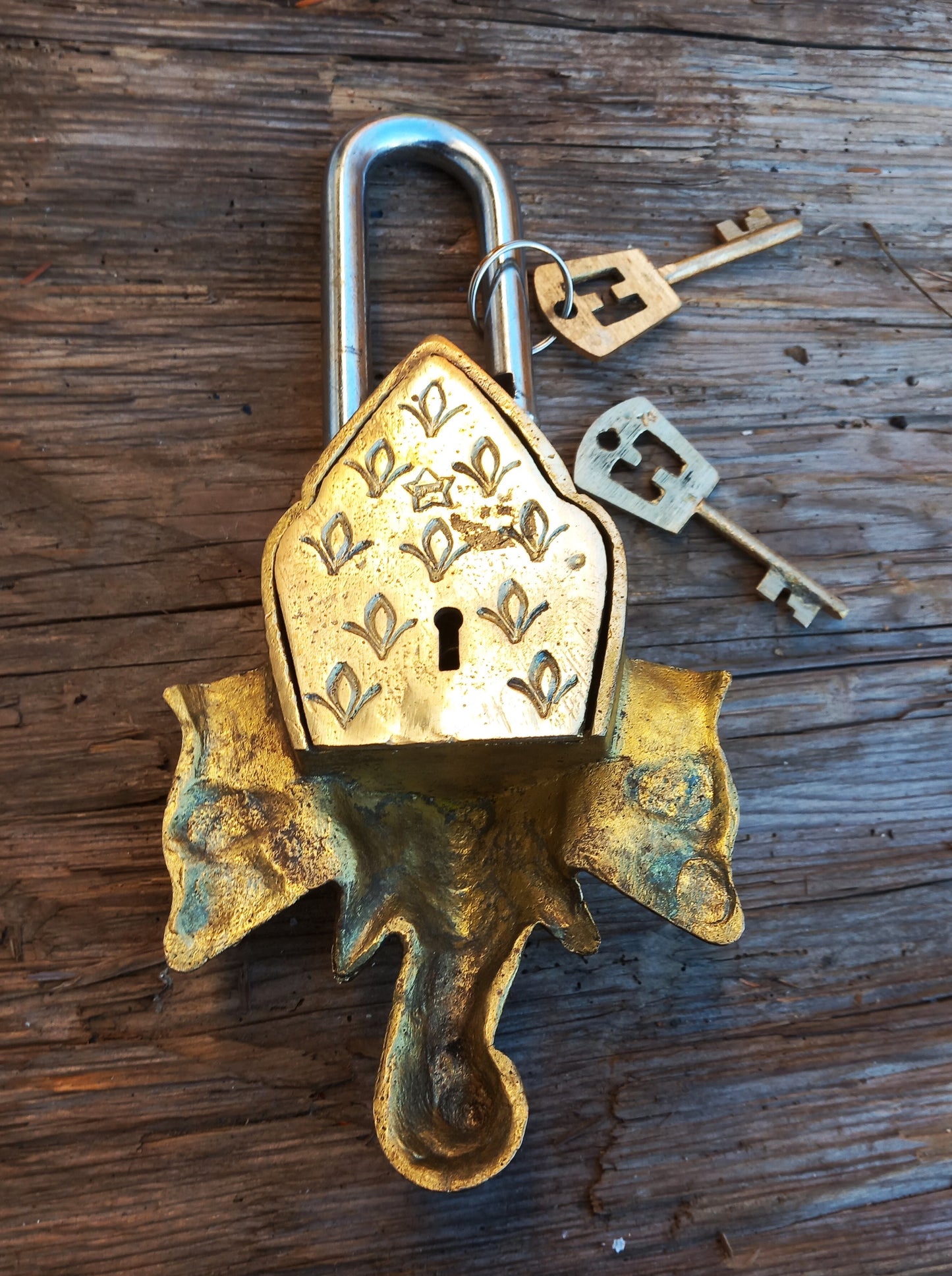 Messingschloss Ganesh, Vorhängeschloss