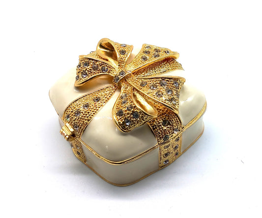 Schatulle im Fabergé Design in Form eines Geschenk-Päckchens