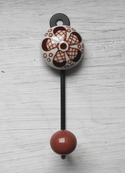 Keramikhaken, Garderobenhaken, Wandhaken, Kleiderhaken, klein, braun