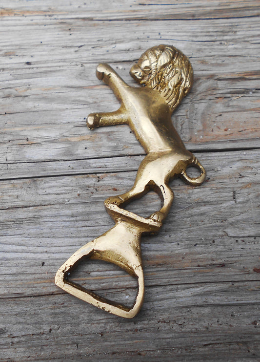 Flaschenöffner, Löwe