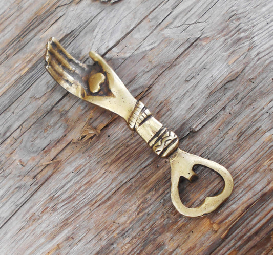 Flaschenöffner, Hand