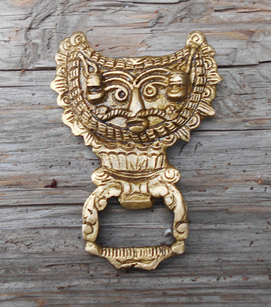 Flaschenöffner, Face