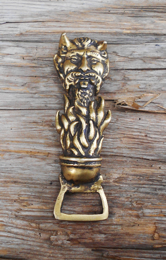 Flaschenöffner, Teufel